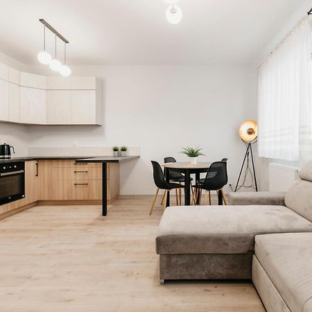 Nocosfera Apartament Wroclawski Kaliszki Buitenkant foto