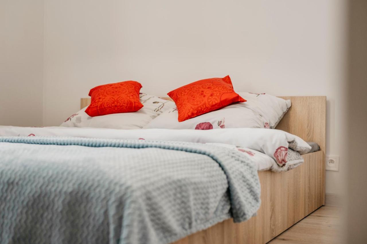 Nocosfera Apartament Wroclawski Kaliszki Buitenkant foto